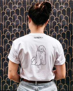 Newfoundland Mum Illustration: Unisex T-Shirt - The Dog Mum
