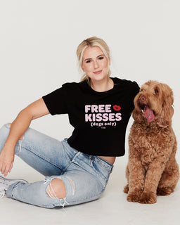 Free Kisses (Dogs Only) Crop T-Shirt - The Dog Mum