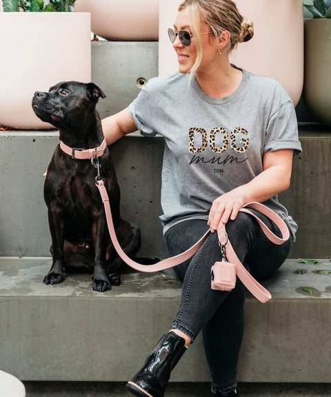 Dog Mum: Leopard Unisex T-Shirt - The Dog Mum