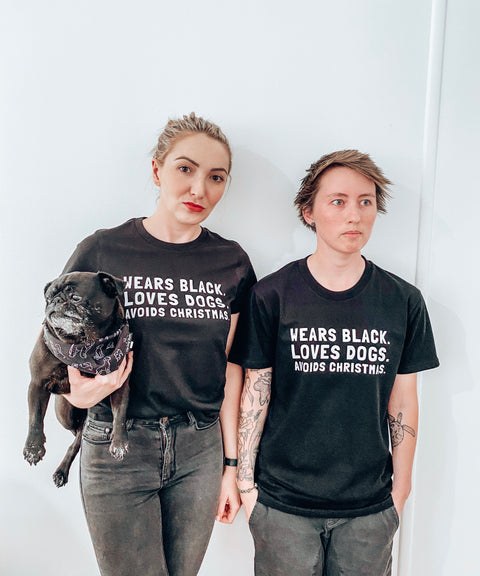 Wears Black. Loves Dogs. Avoids Christmas. Classic T-Shirt - The Dog Mum