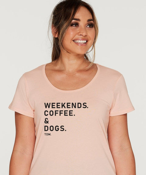 Weekends. [Fave Thing]. & Dogs. Scoop T-Shirt - The Dog Mum
